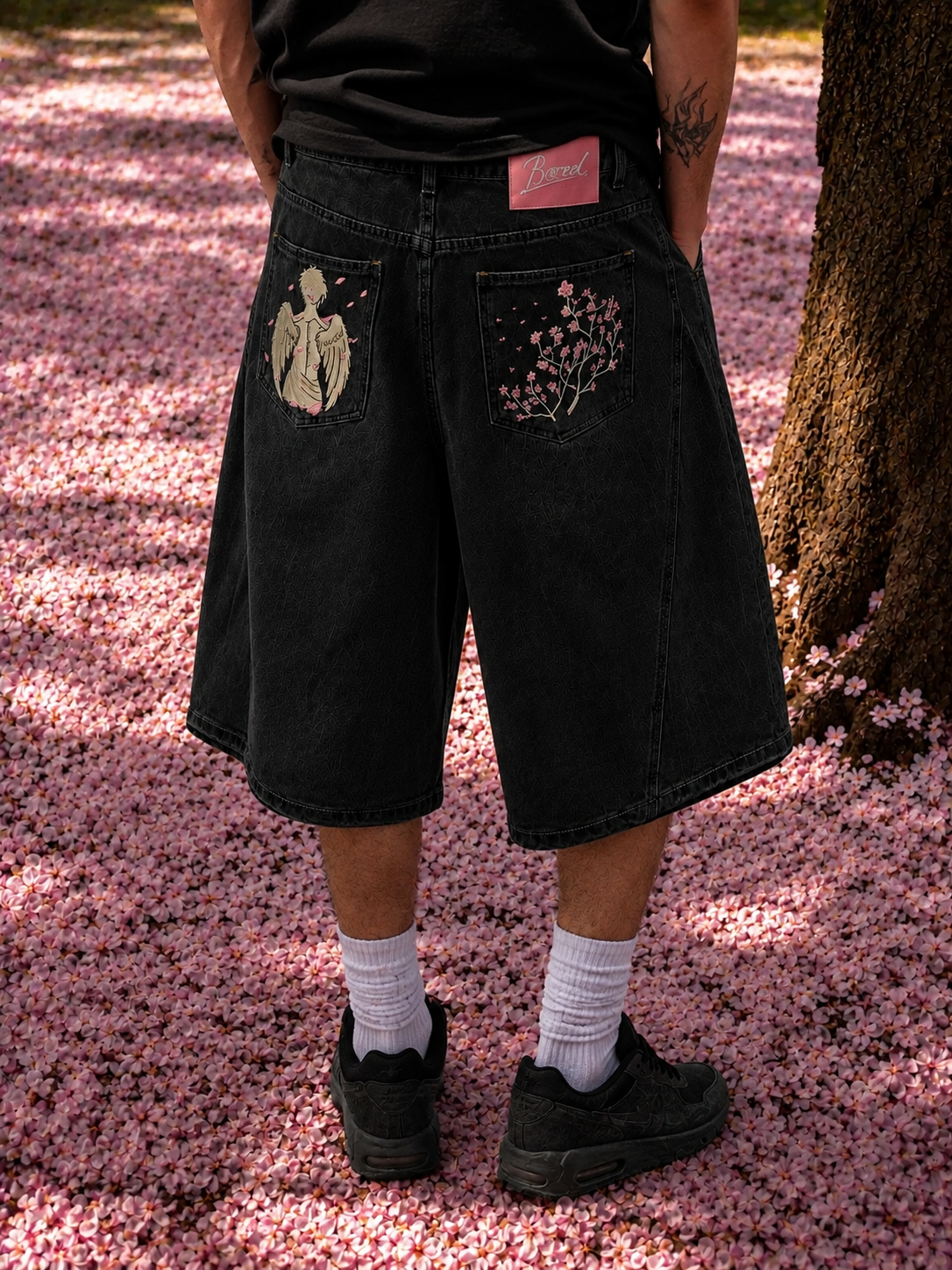 SAKURA BLACK BAGGY JORTS