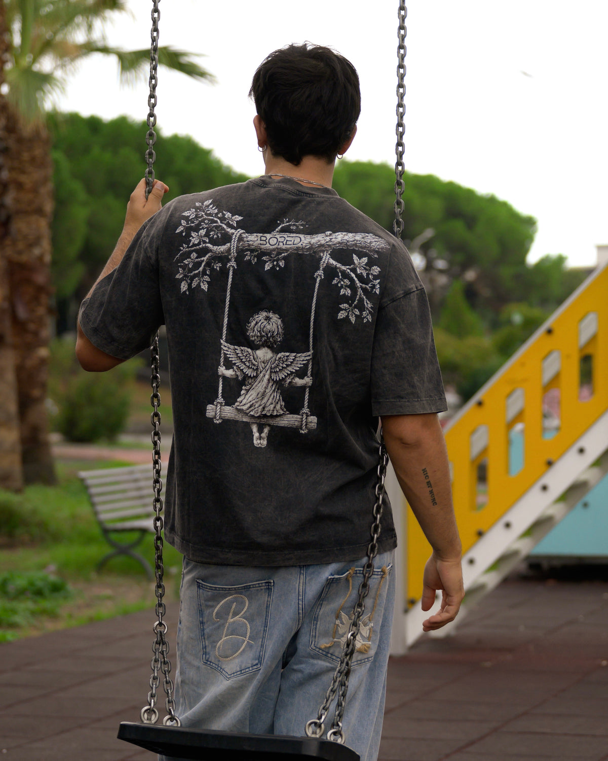 SWINGING ANGEL TEE
