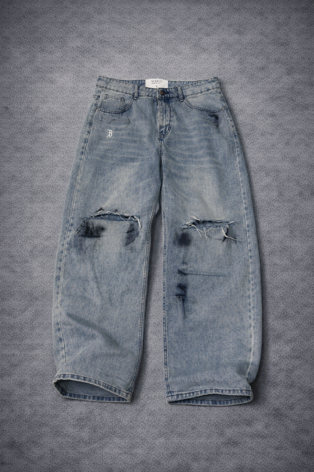 DIRTY BAGGY JEANS
