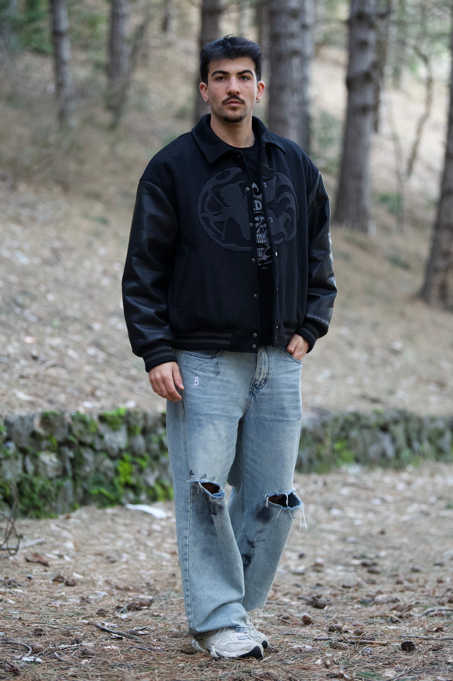 DIRTY BAGGY JEANS
